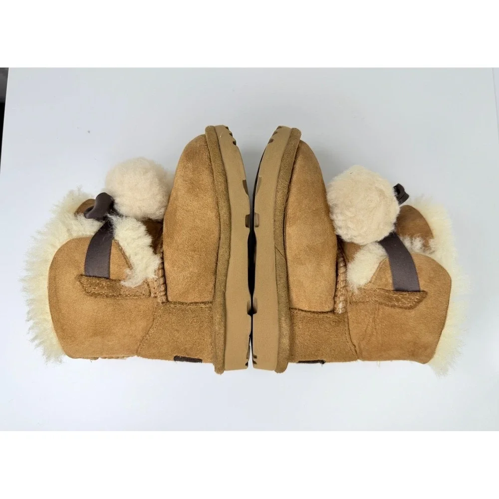 UGG‎ Gita Mini Pom Pom Boots Toddler Girls 7T Chestnut Suede 1017403T